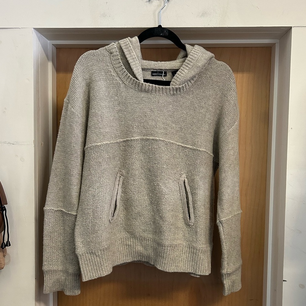 Moda International Sweater with Front Center Pocket and Removable Hood - size XL